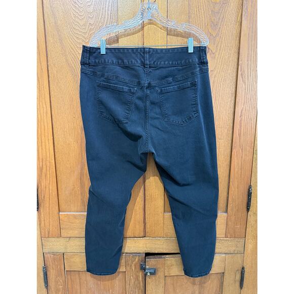 Torrid Black Jeggings Jeans Super Stretch | Women's 18 Short - Picture 4 of 5